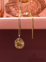 Chain with pendant 18K Gold Necklace w. 3 Diamonds