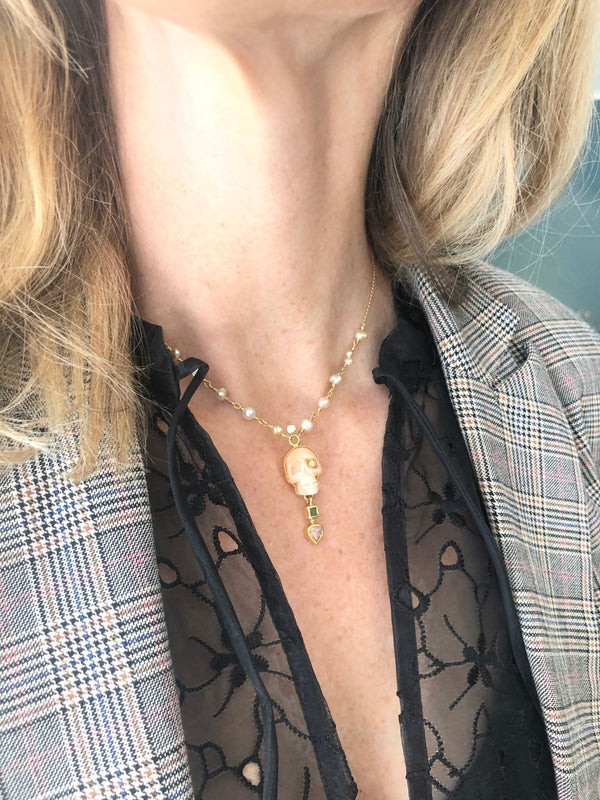 Memento Mori Gold Necklace w. Coral, Pearls, Sapphire & Diamond