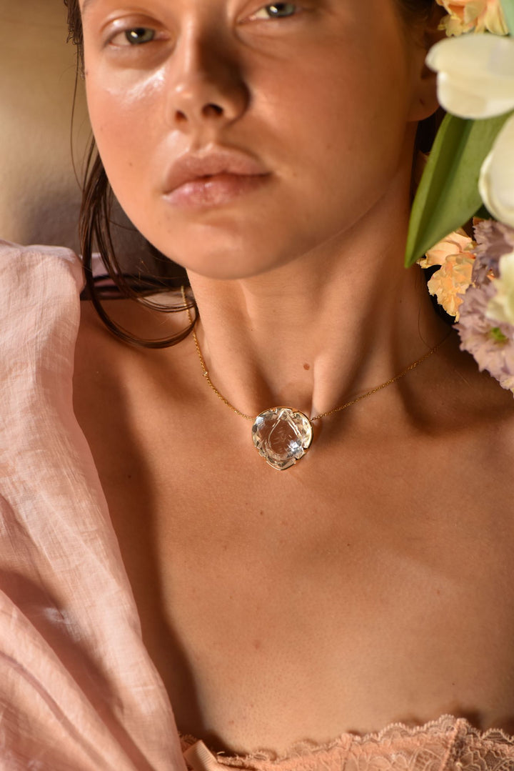 Lotus 18K Gold Necklace w. Diamonds & Crystal Quartz