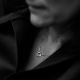 Mellem Circle Nr 01 18K Guld, Hvidguld eller Rosaguld Halskæde m. Diamanter