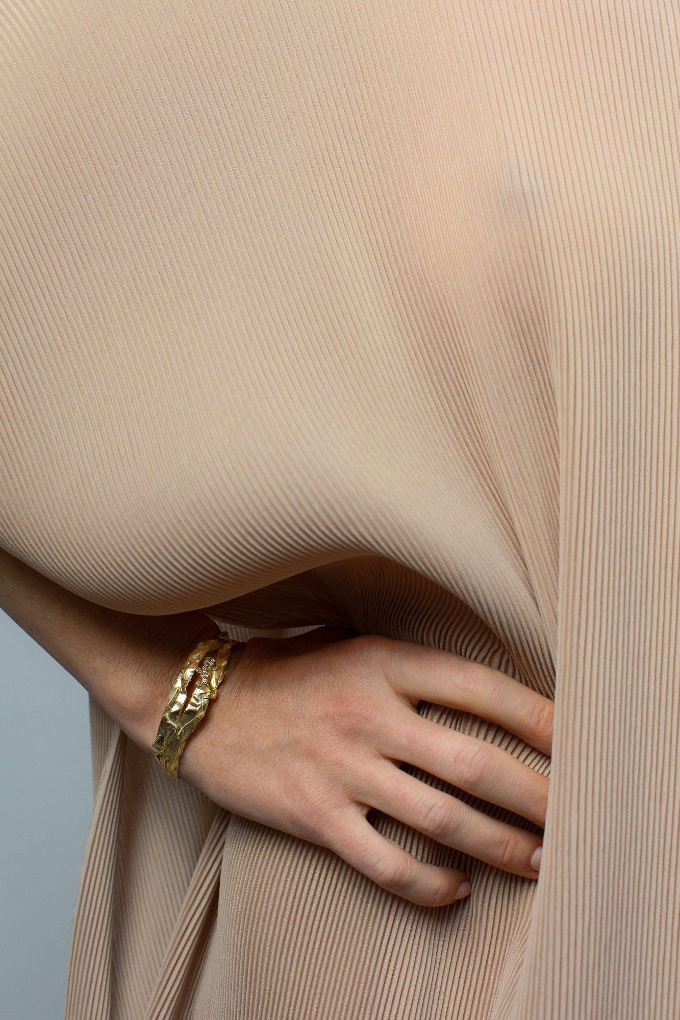 Fusion No 01 18K Gold, Whitegold or Rosegold Bracelet w. Diamonds