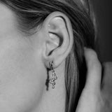 Middle Organic Hoop Nr 04 18K Gold, Whitegold or Rosegold Earrings w. Diamonds