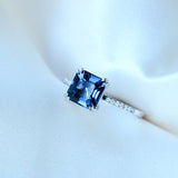 Alu Gala 18K Whitegold Ring w. Diamonds & Spinel