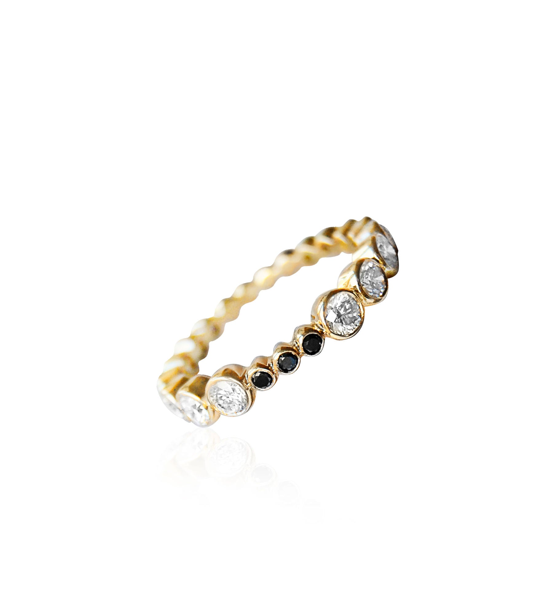 Delia White & Black 18K Gold Ring w. Diamonds