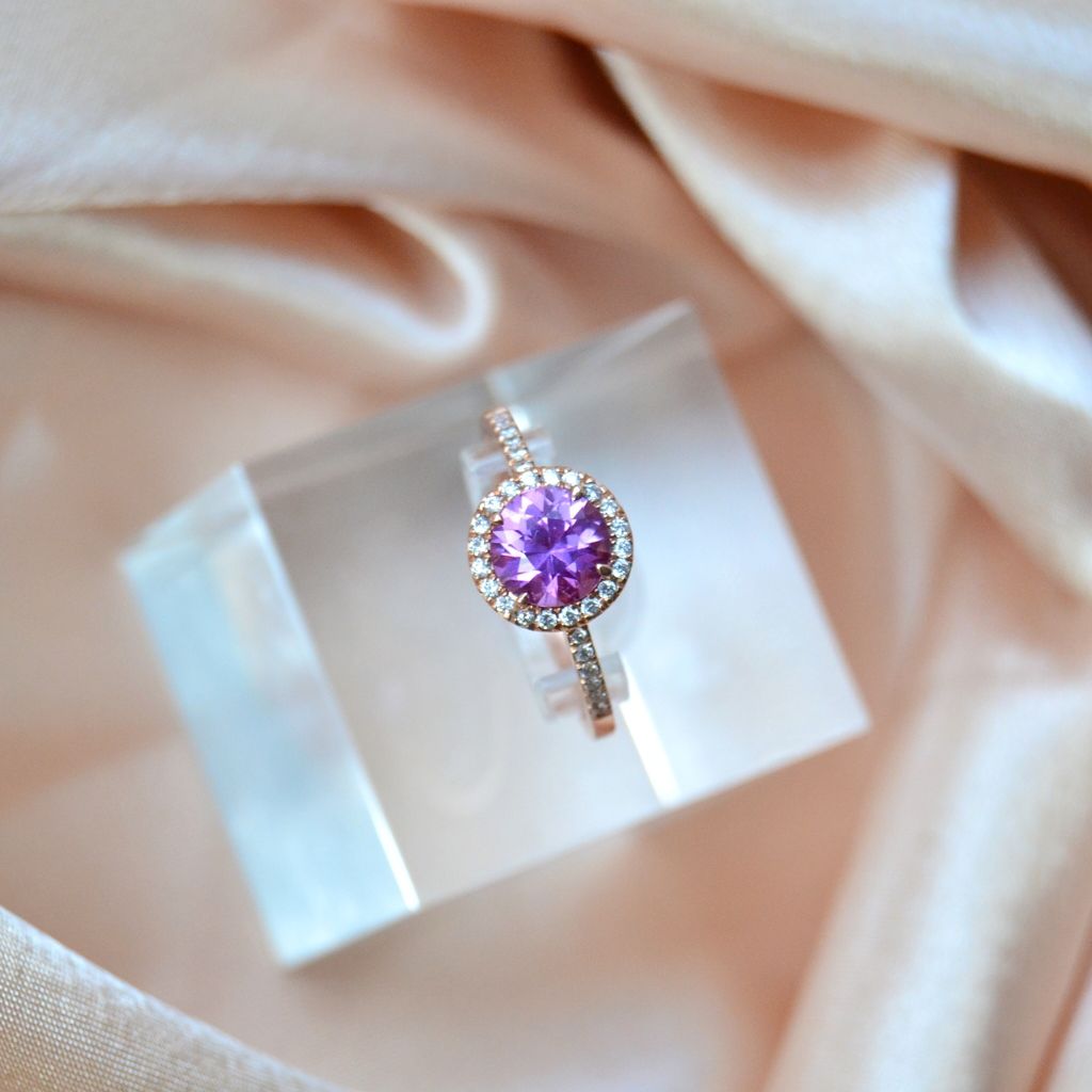 Diyamanti Kava 14K Rosegold Ring w. Diamonds & Sapphire