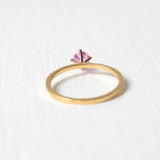 Hima Goldring aus 18K I Rosa Saphir und Diamanten