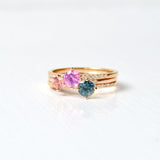 Hima Goldring aus 18K I Rosa Saphir und Diamanten