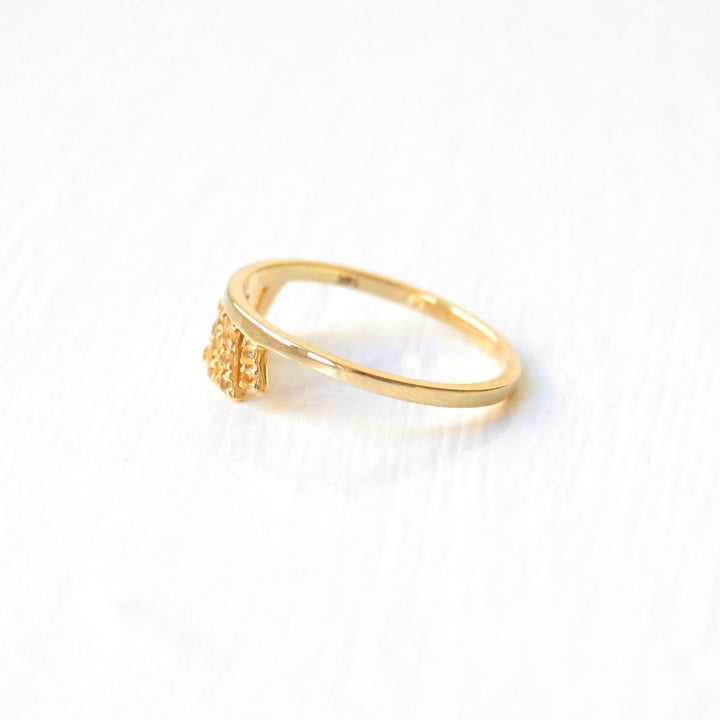 Mette 14K Gold Ring w. Sapphires