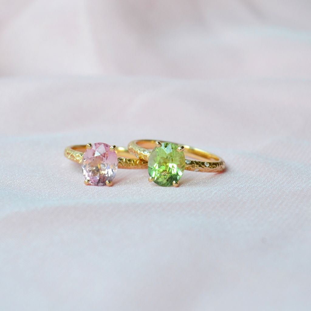 Ovala Niyon 18K Guld Ring m. Turmalin & Diamanter