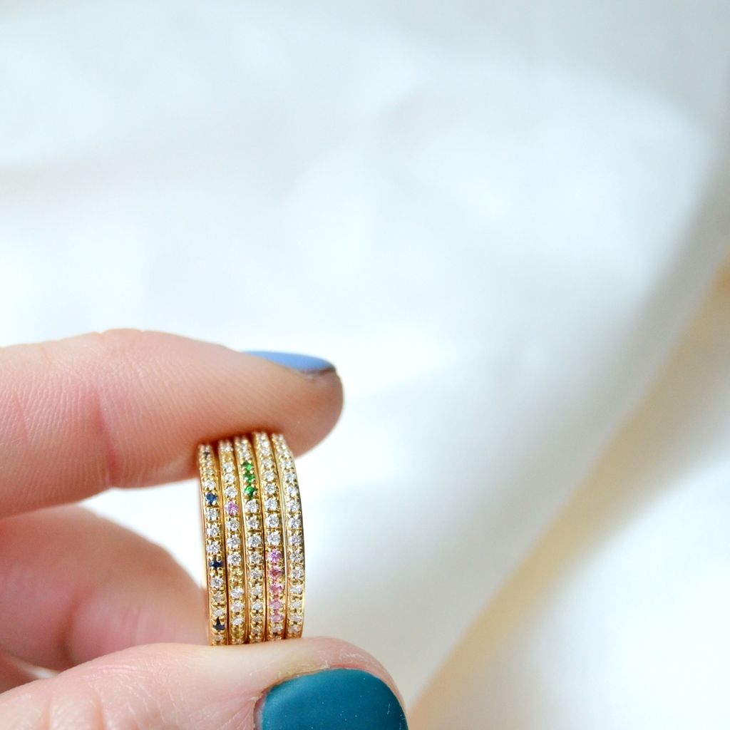 Sarah Lil White 14K Gold Ring w. Diamonds