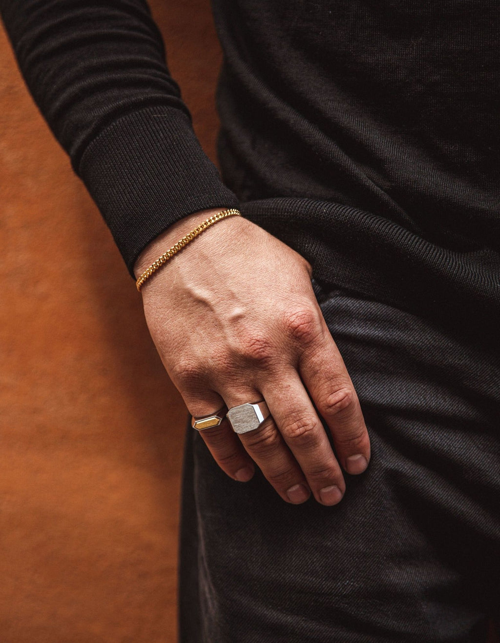 IX Mini Hexagon Ring