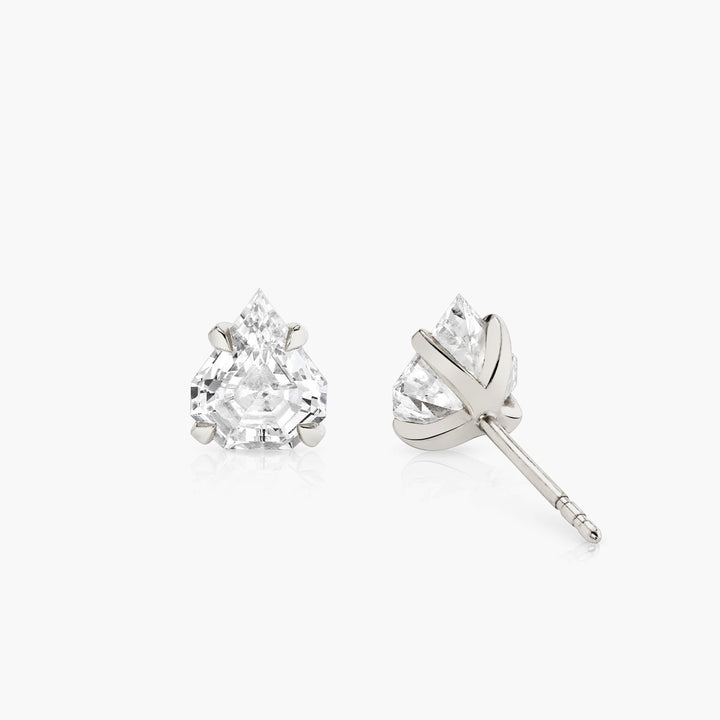 Iconic Shield 14K Whitegold Studs w. Lab-Grown Diamonds, 0.75 ct.
