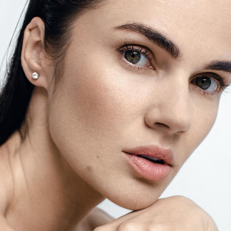 Tiny Clash 18K Whitegold Studs w. Lab-Grown Diamonds