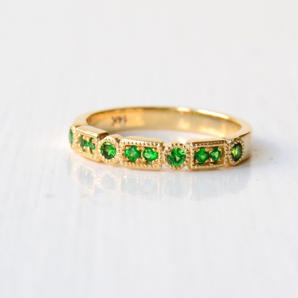 Trine Ji 14K Gold Ring w. Tsavorites