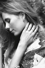 Large Shooting Stars 18K Gold Studs w. Diamonds