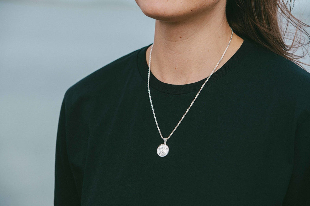 IX Treasure hunt Pendant