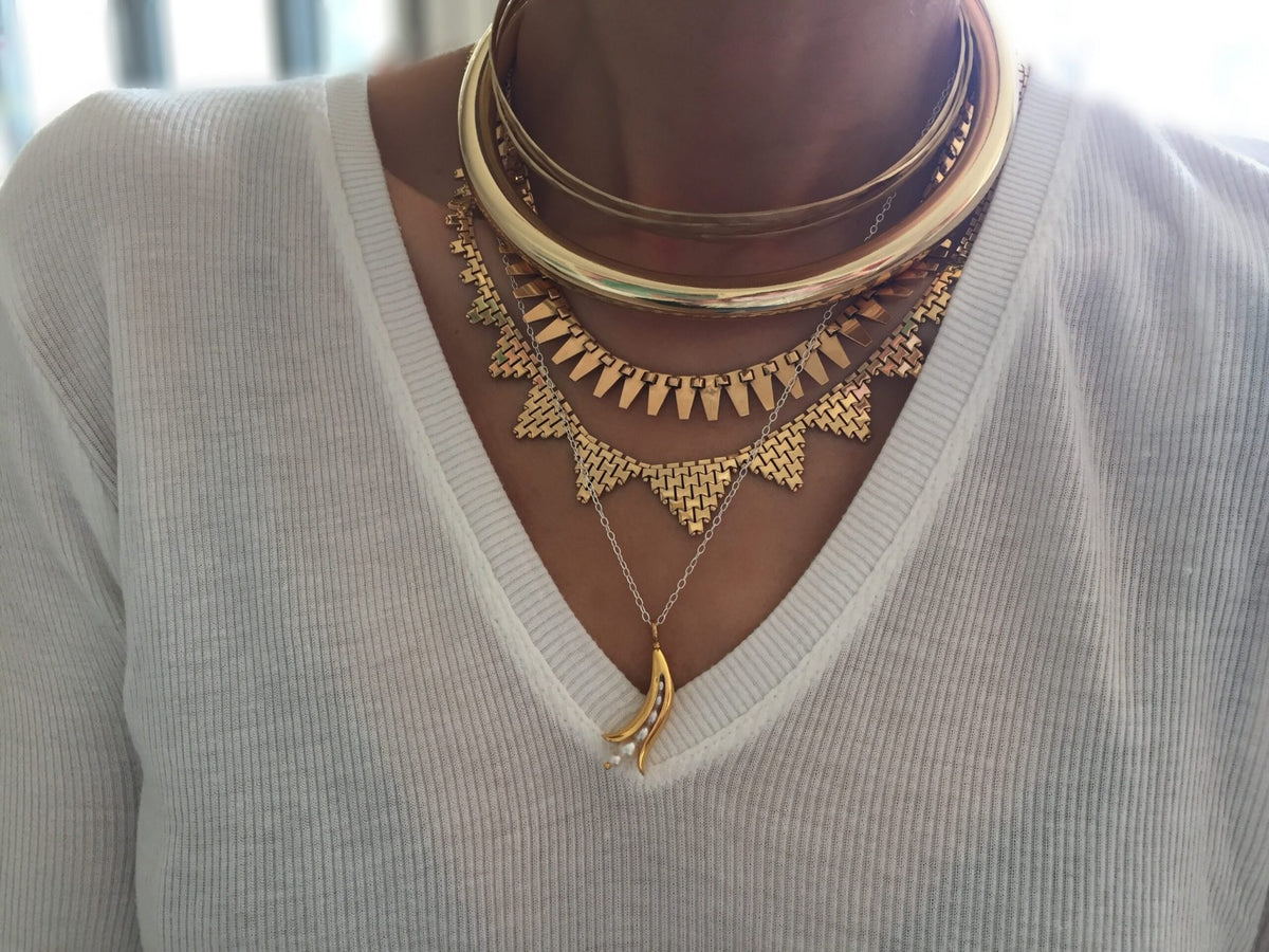 How to wear vintage jewellery