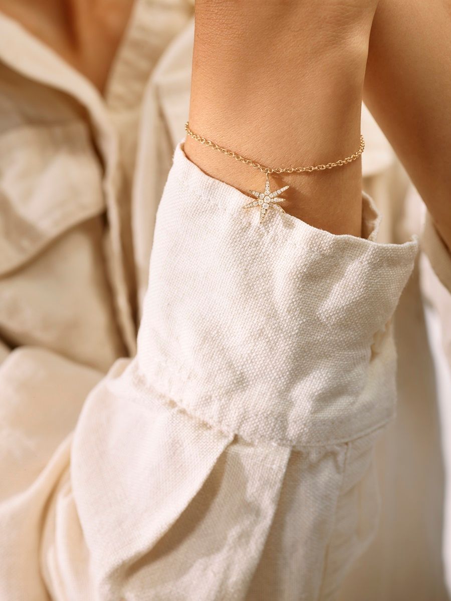 Funky Stars 18K Gold Bracelet w. 0.21ct Diamonds