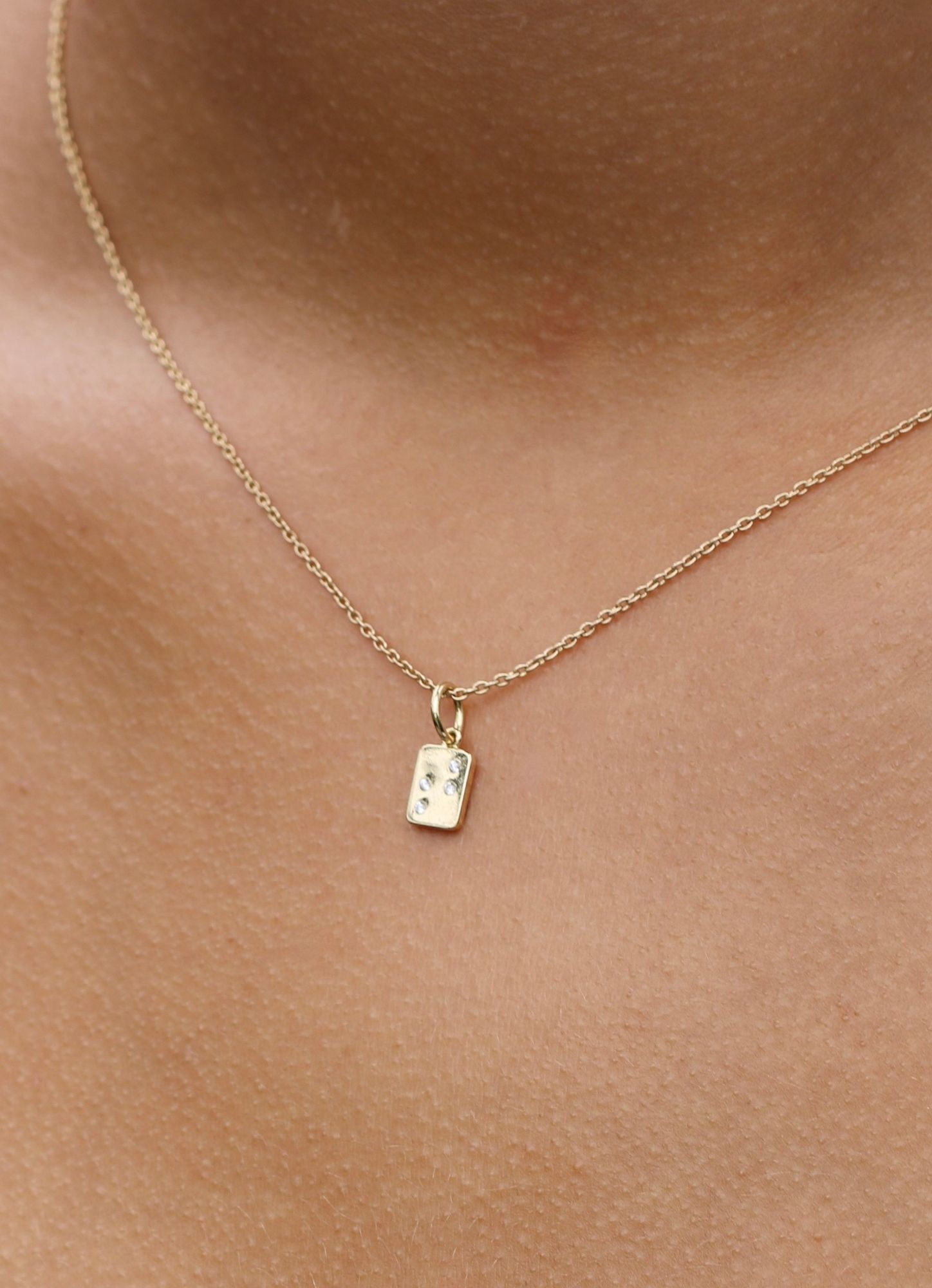 My Secret V 18K Gold Pendant w. Diamonds