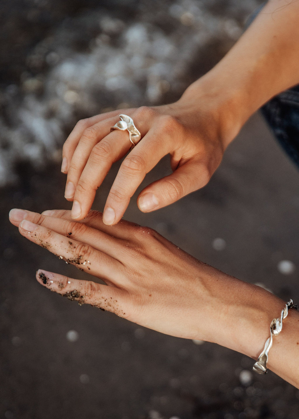 Lactuca Silver Bangle