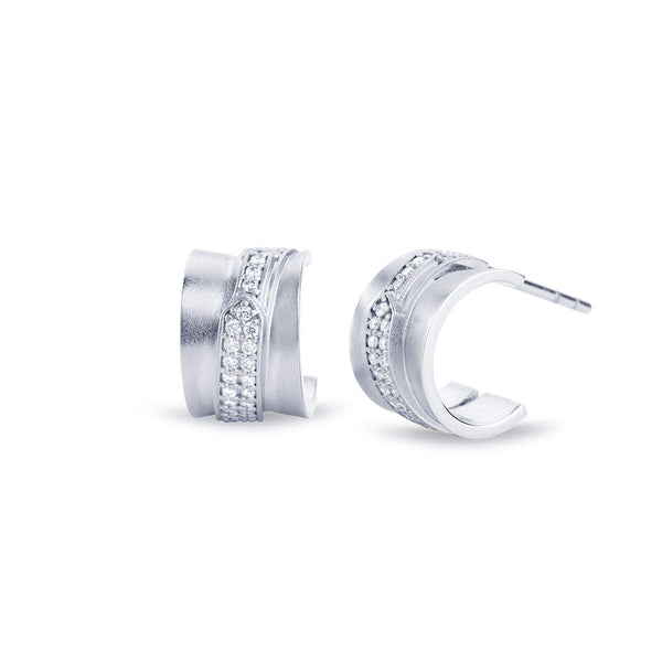 Jovian 18K Whitegold Earrings w. Diamonds