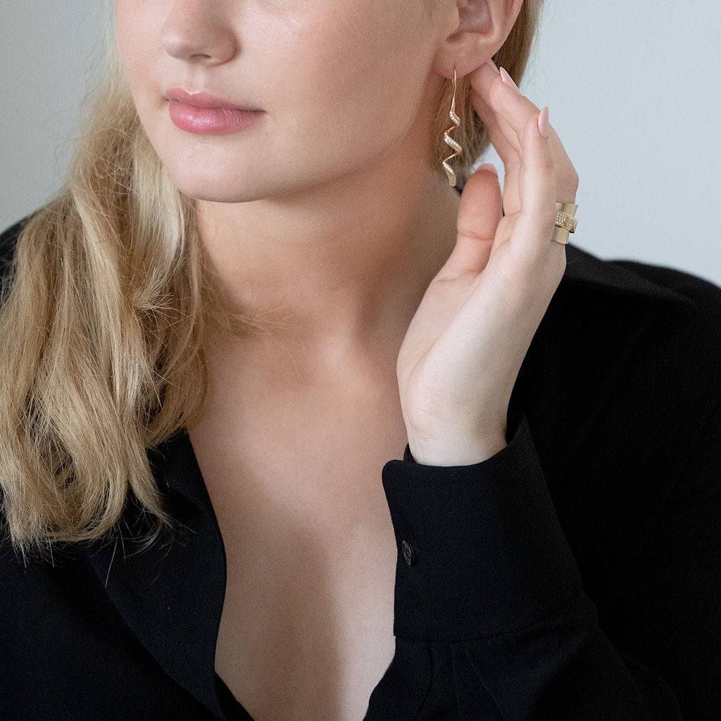 Jovian 18K Gold Ear Hangers w. Diamonds