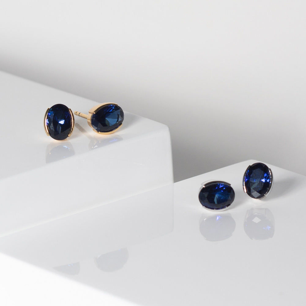 Ellisse Carezza Silver Studs w. Blue Zirconia