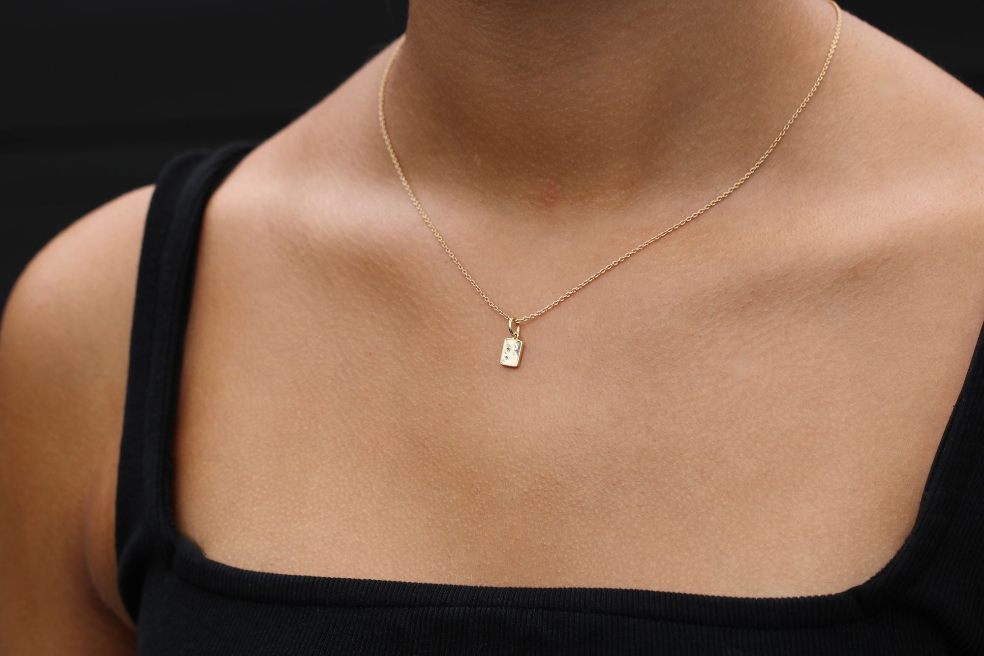 My Secret I 18K Gold Pendant w. Diamonds