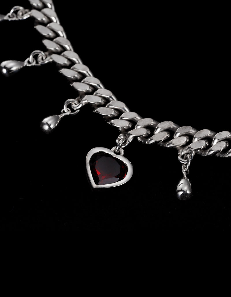 Drop of Heart Silver Necklace w. Garnet