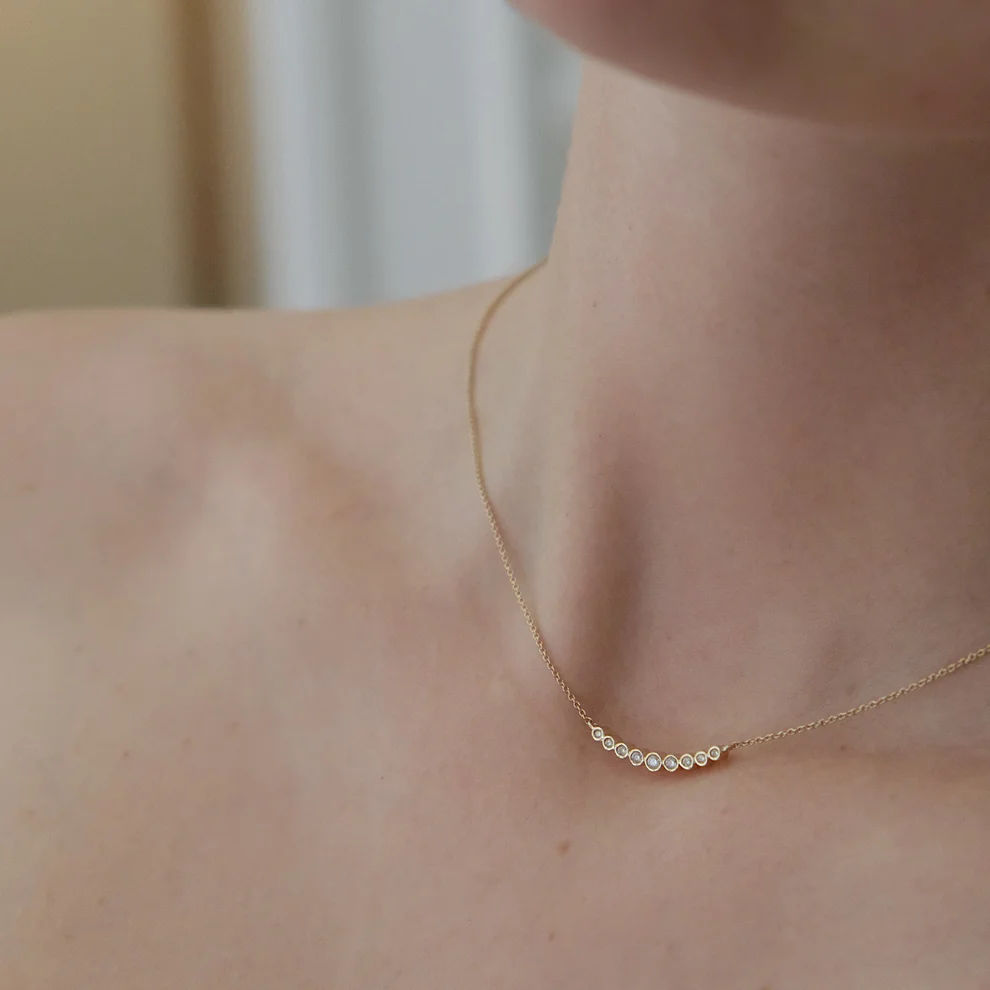 Ava 14K Gold Halskette w. Diamanten