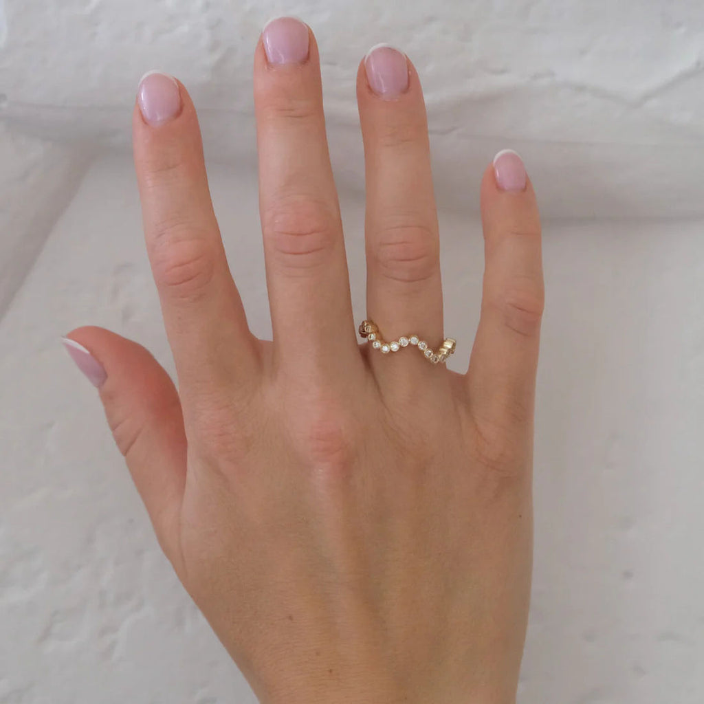 14K Whitegold Tiara Ring w. Diamonds