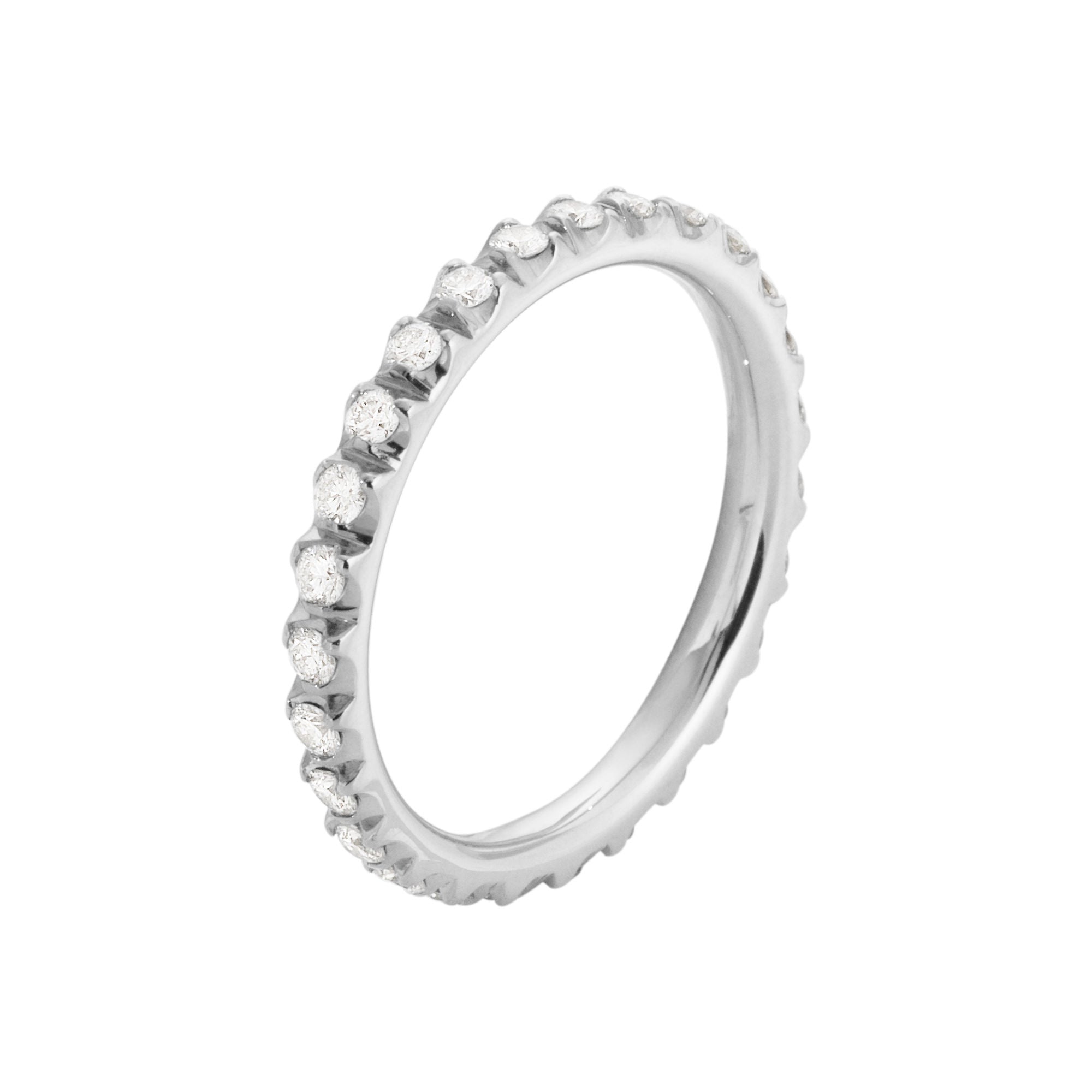 Signature Large Whitegold Ring w. 0.48-0.68 CT Diamonds