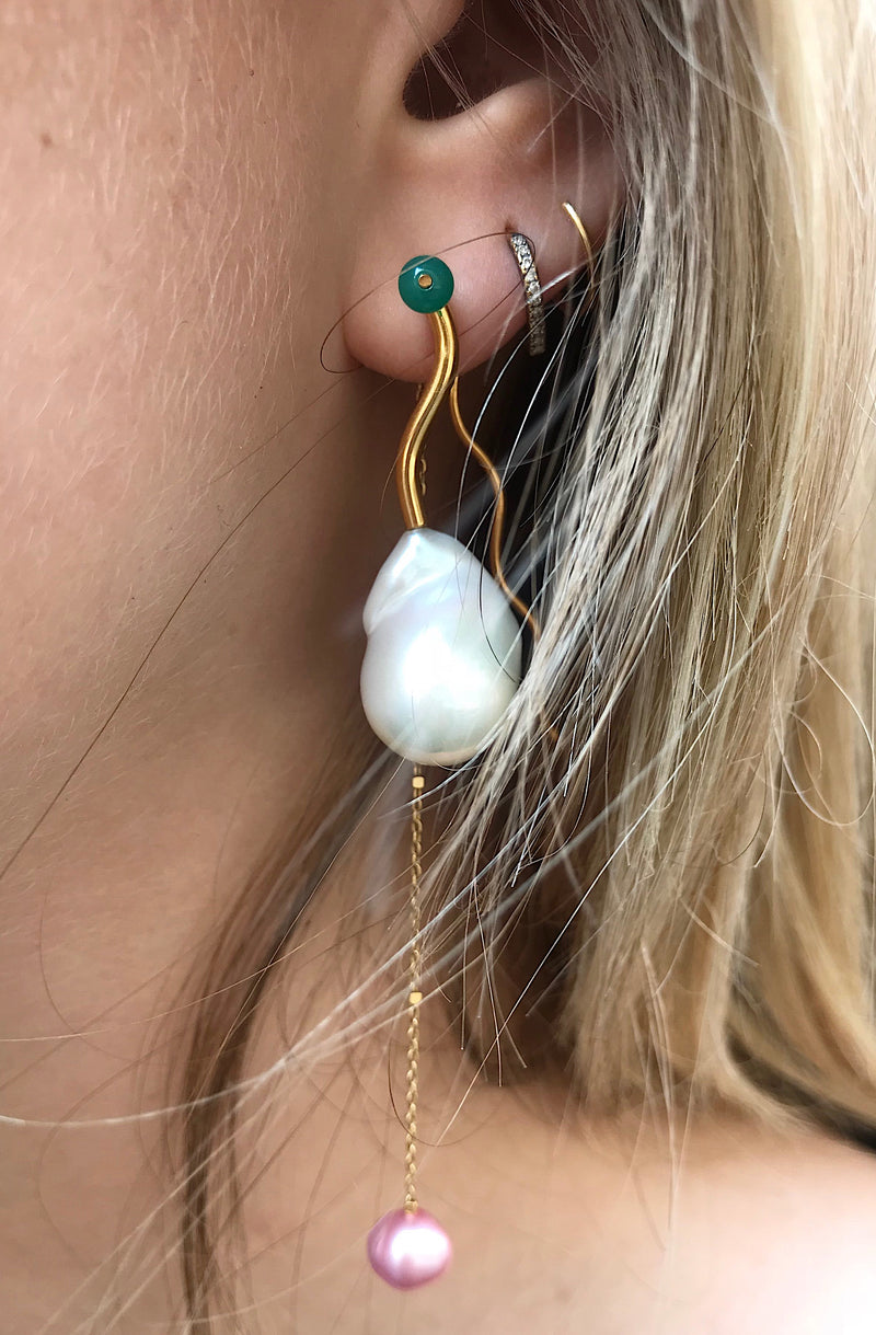 Amphitrite Gold Plated Earring w. Pearls & Chrysoprase