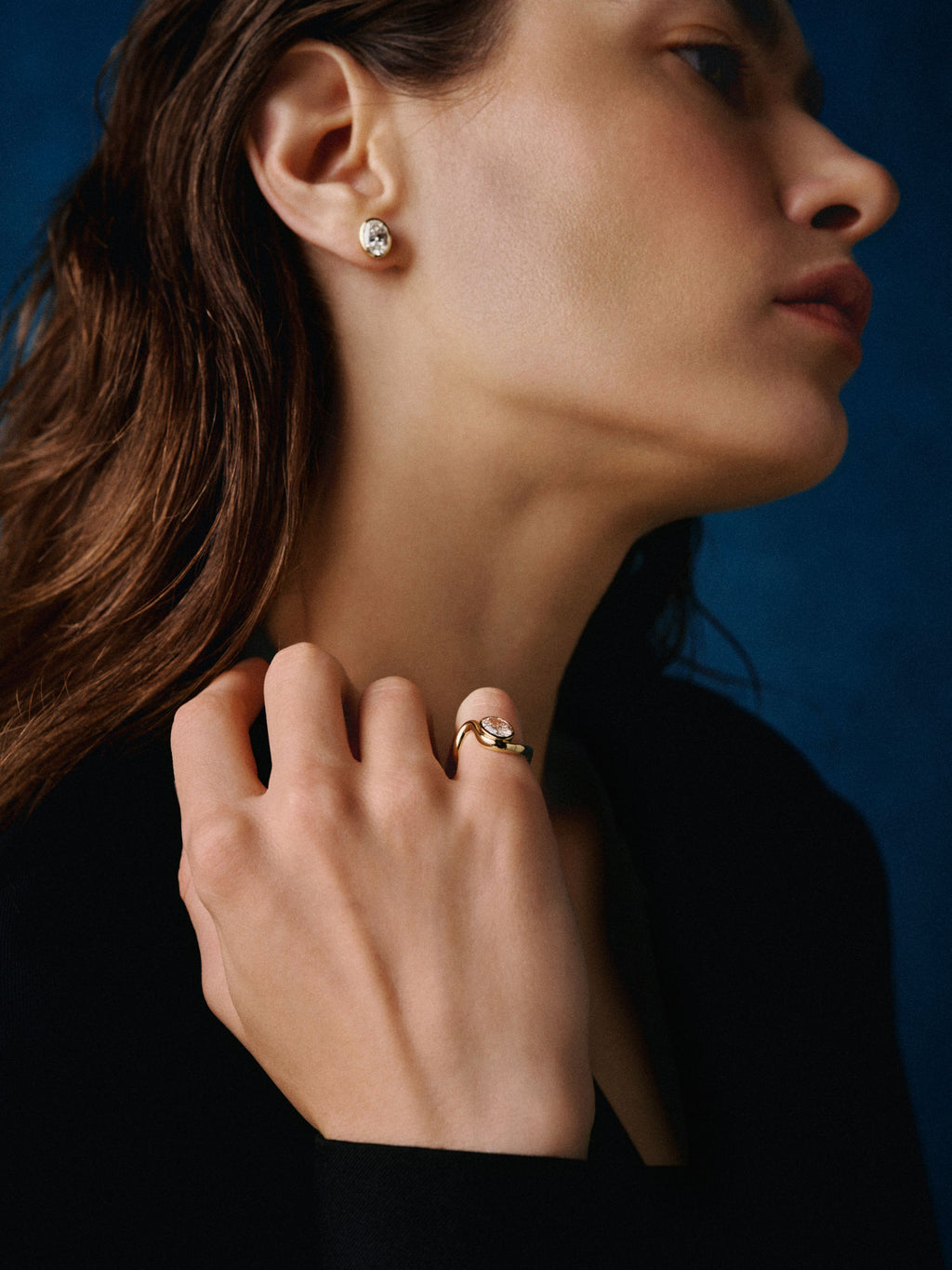 Bare Souls Wave 18K Guld Ring m. 1,00 ct Oval Diamant