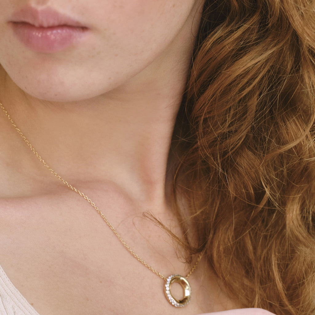 A. Sun Halo Aura 18K Weißgold Halskette w. Labor gewachsen Diamantpavé