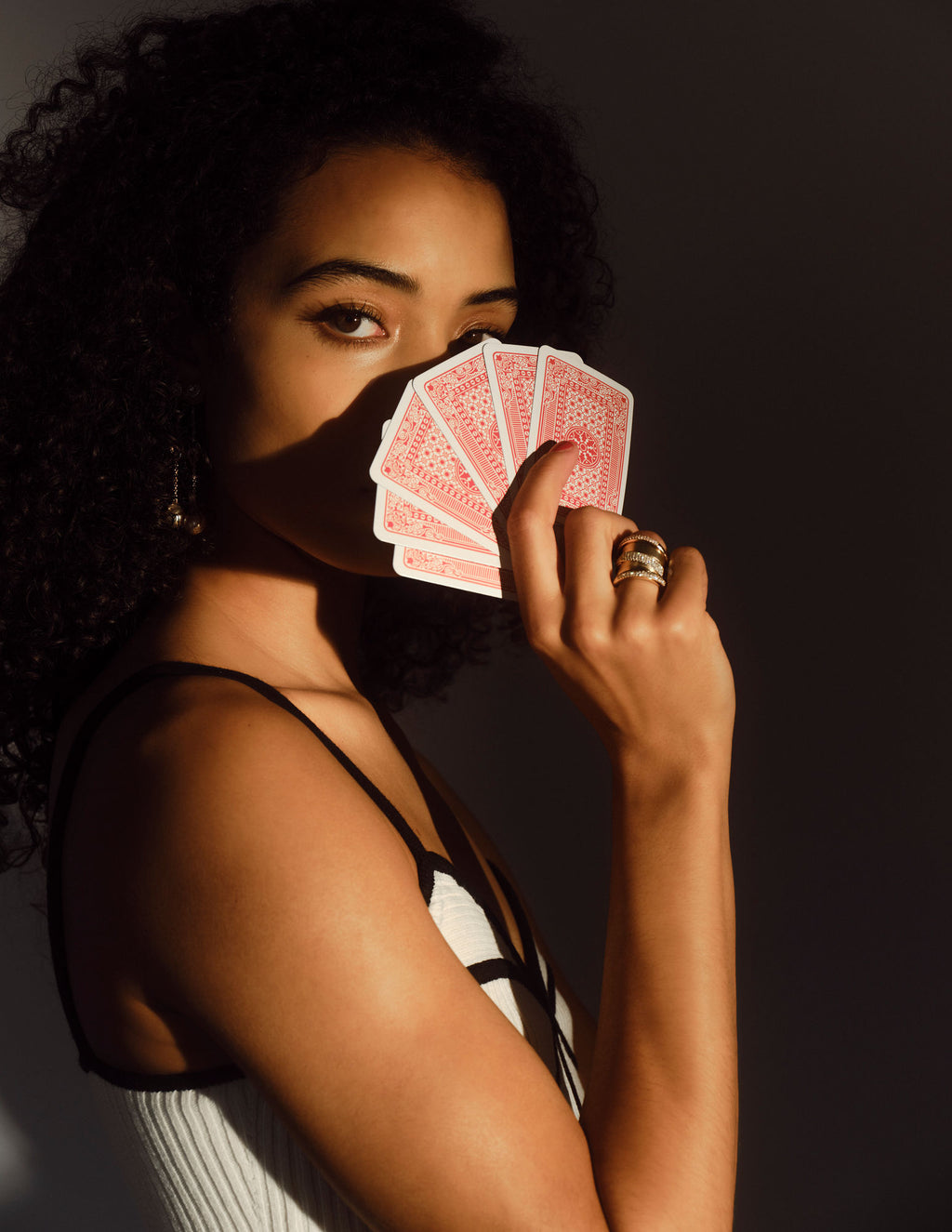 Jovian Large 18K Gold Ring w. Diamonds