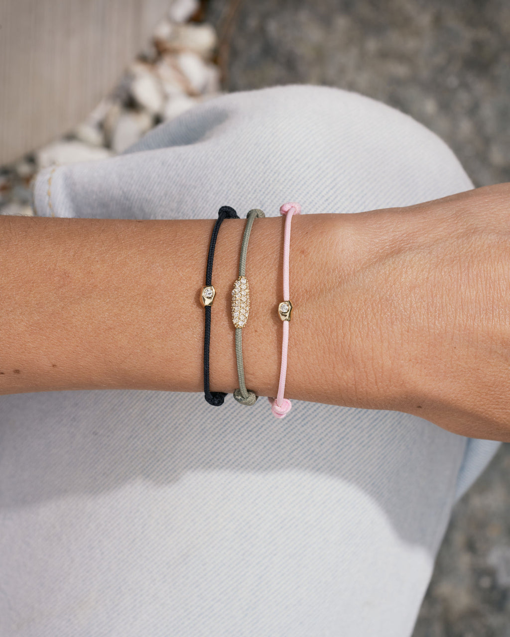 Stone Cord Black 14k Whitegold Bracelet w. Lab-Grown Diamond