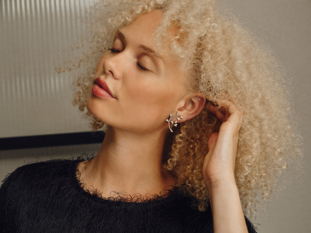 Peacock 18K Gold Earrings w. Diamonds