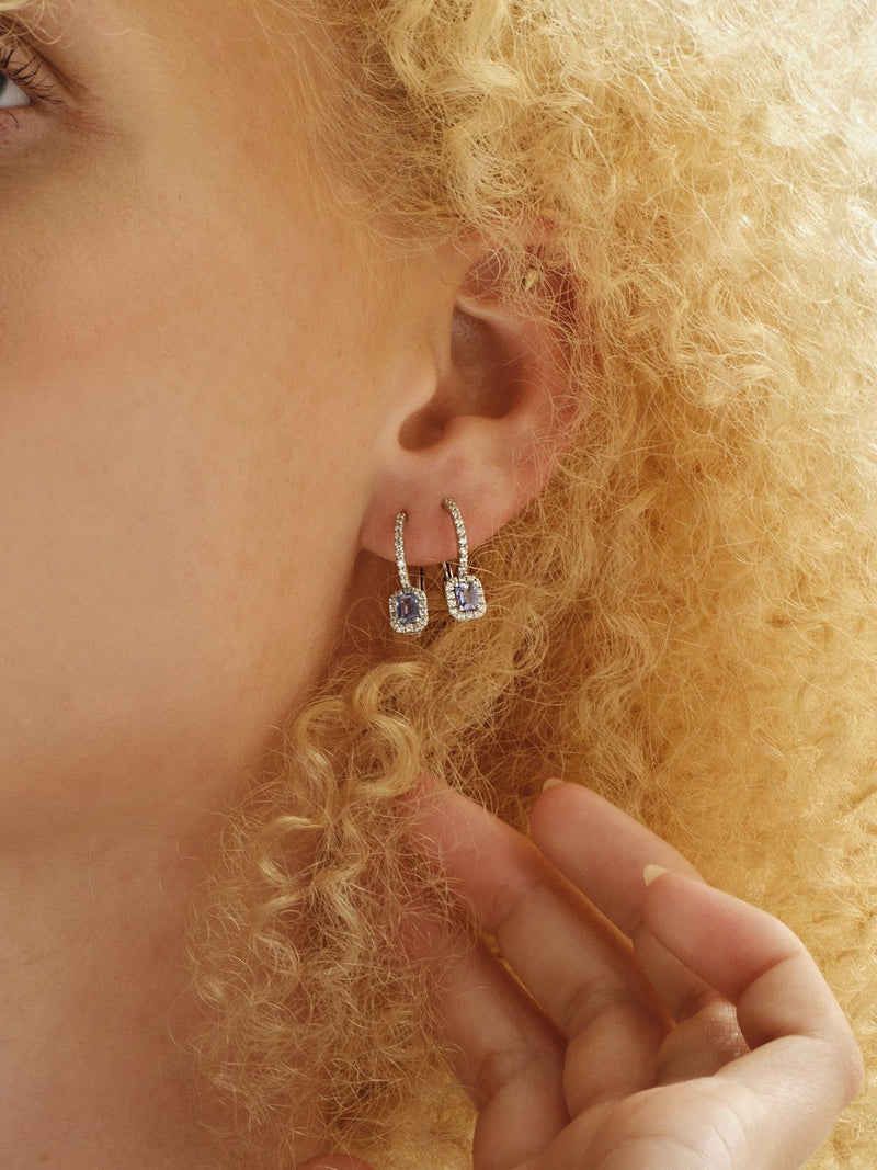 Candy 18K White Gold Earrings w. Diamonds & Blue Sapphire