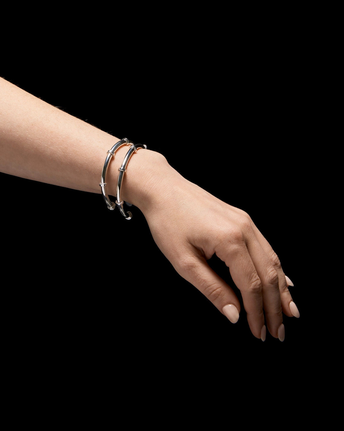 3299 0cb98f094b 260617 maria nilsdotter bolted bracelet sil0328 0x1500