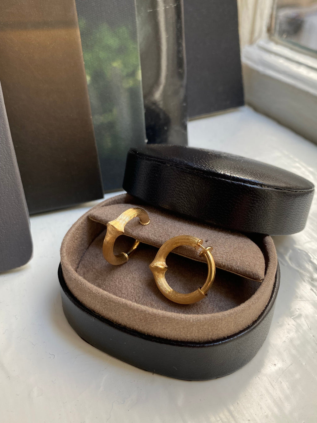 Small Nature 18K Gold Clip-on Earrings