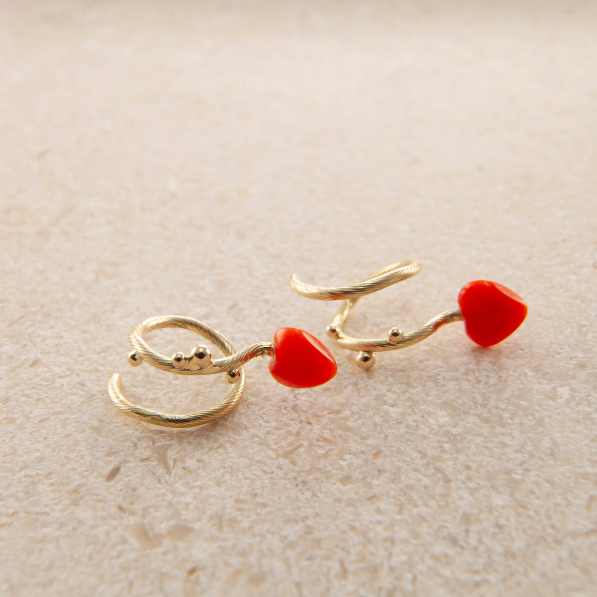 Spiral 18K & 22K Gold Earrings w. Corals
