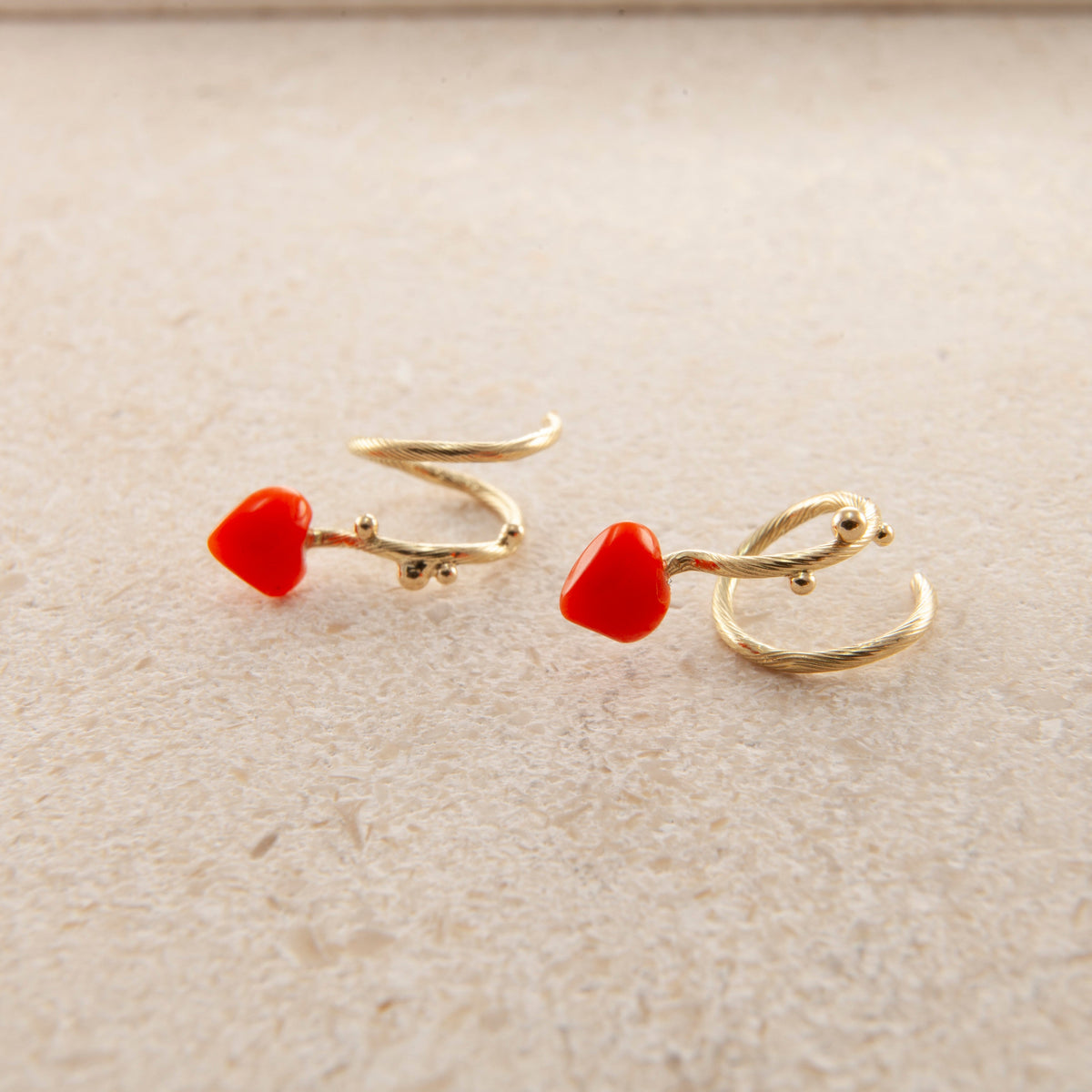 Spiral 18K & 22K Gold Earrings w. Corals