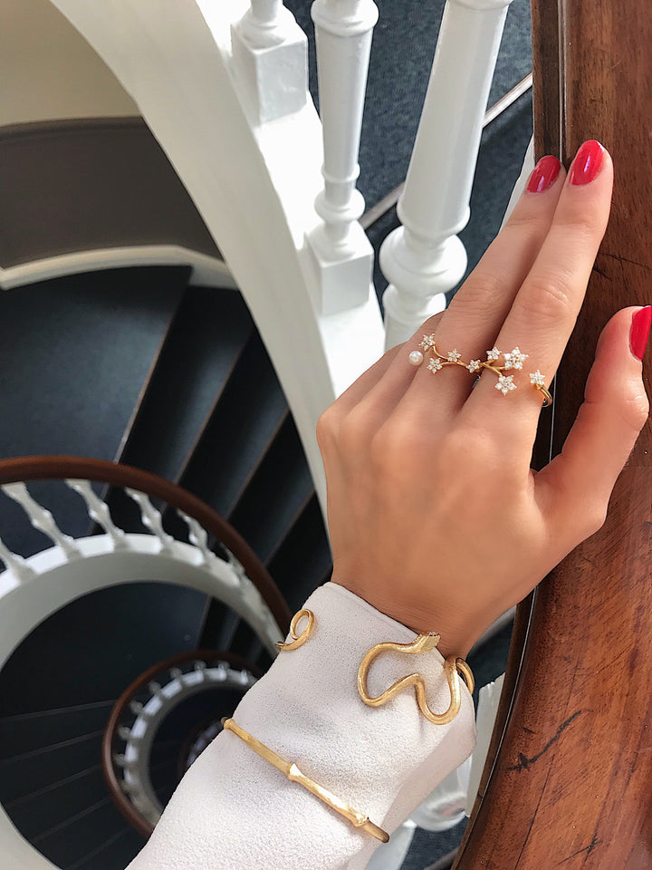 Shooting Stars 18K Gold Ring w. Diamonds