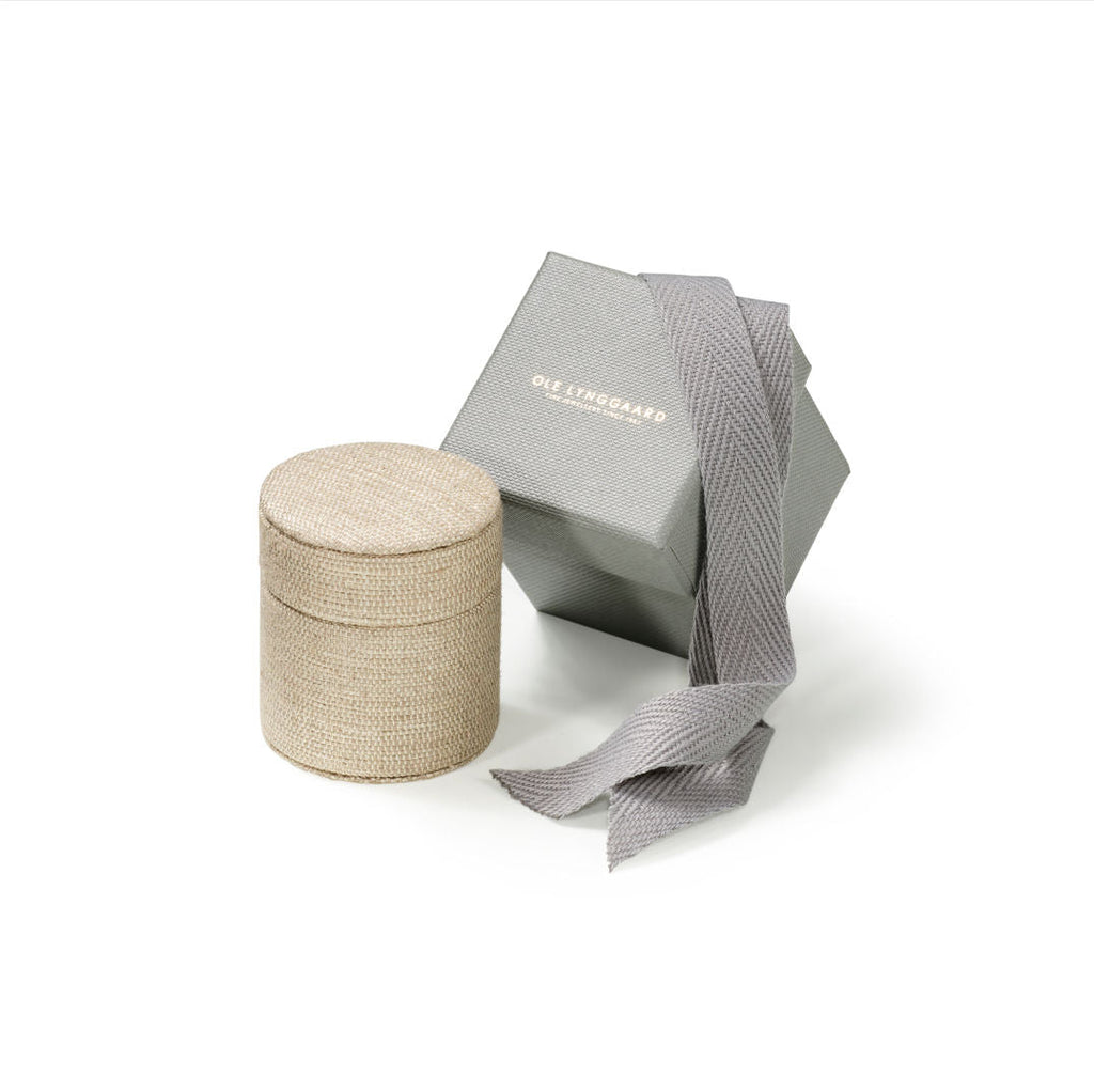 Small Lotus Pavé 18K Gold Ring w. Diamonds
