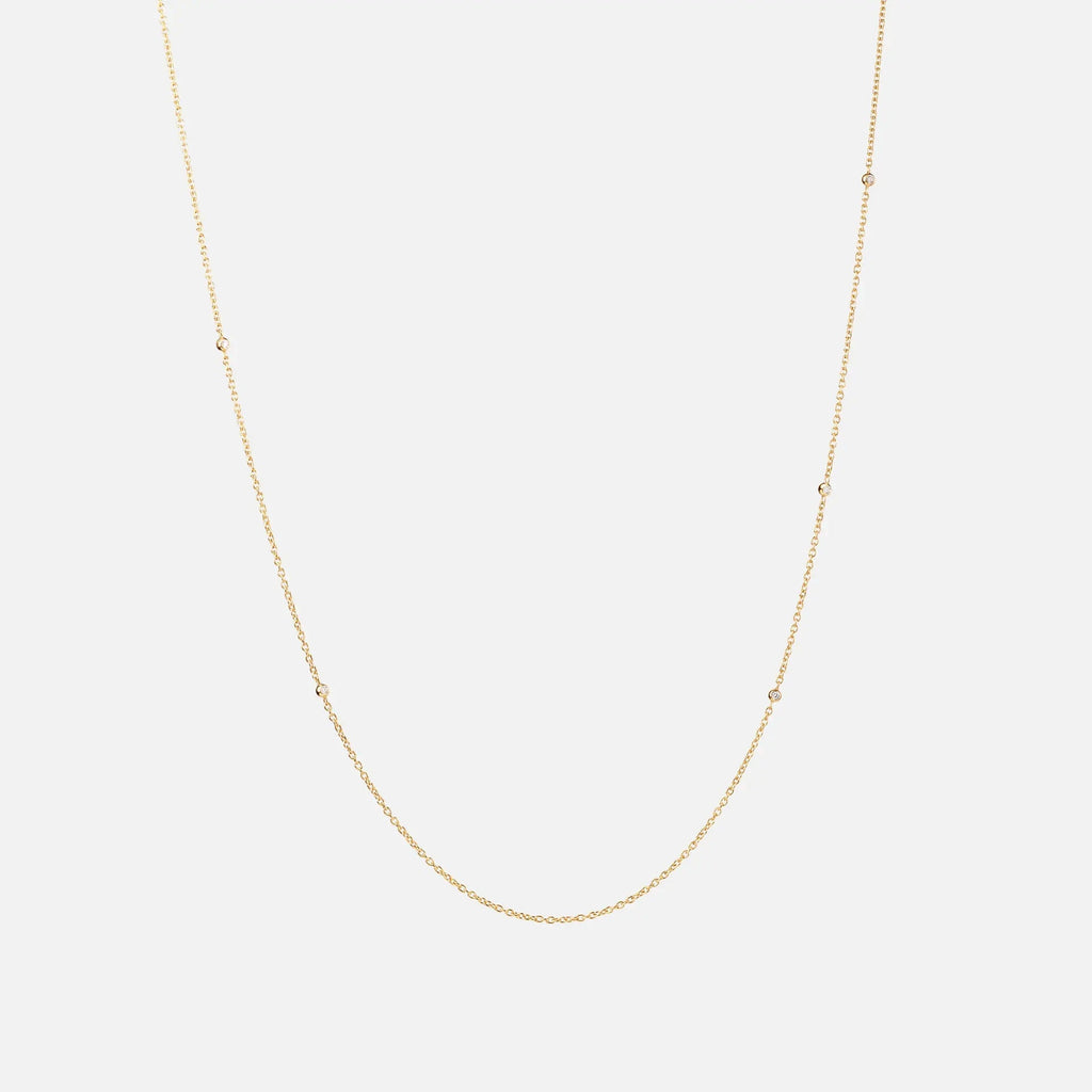 Collier 18K Gold Necklace w. Diamonds