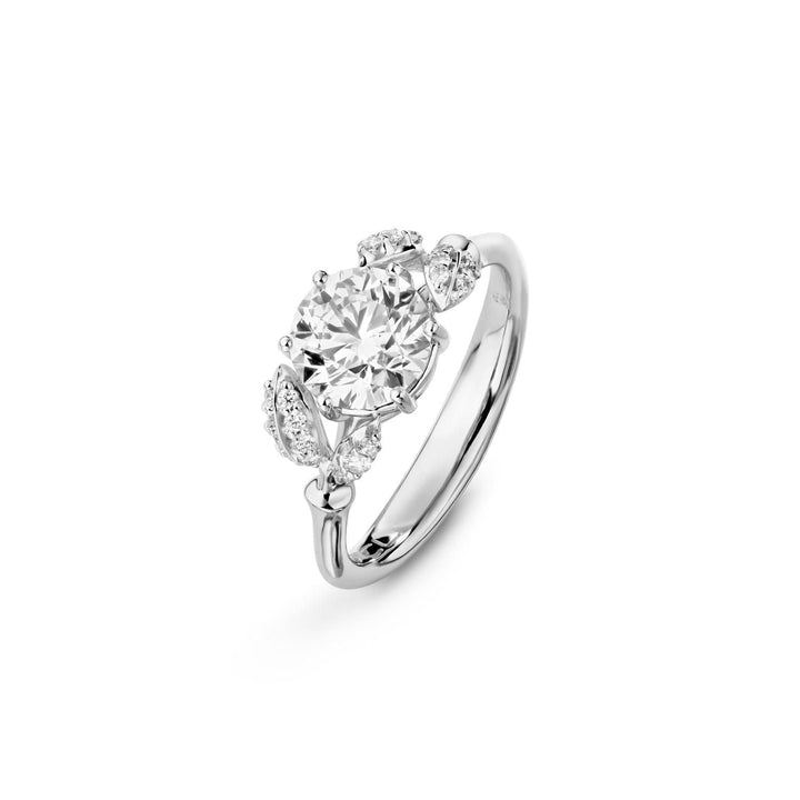 Winter Frost Solitaire 18K White Gold Ring w. 23 Diamonds