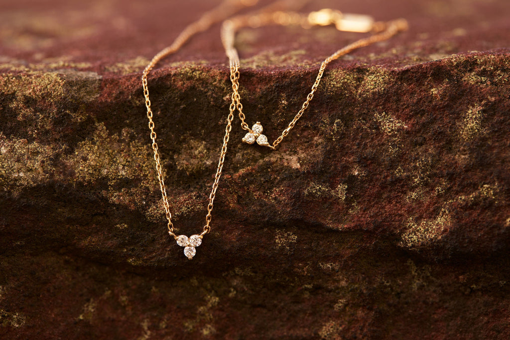https://ik.imagekit.io/fzkghjurk1l/resize-external/https://storage.googleapis.com/shop_images/Akind/AKIND_DiamondTrinity_Enviro.jpg?tr=w-2000,h-2000,c-at_max,f-jpg,bg-white