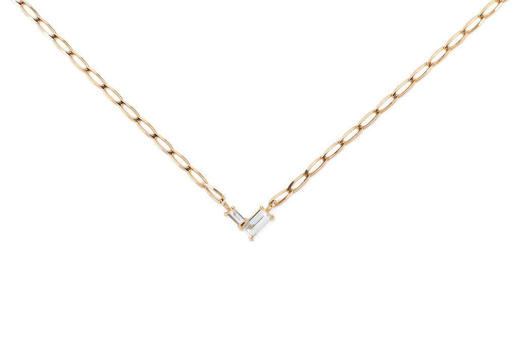 https://ik.imagekit.io/fzkghjurk1l/resize-external/https://storage.googleapis.com/shop_images/Akind/AKIND_DiamondHeartNecklace_Close_Studio.png?tr=w-2000,h-2000,c-at_max,f-jpg,bg-white