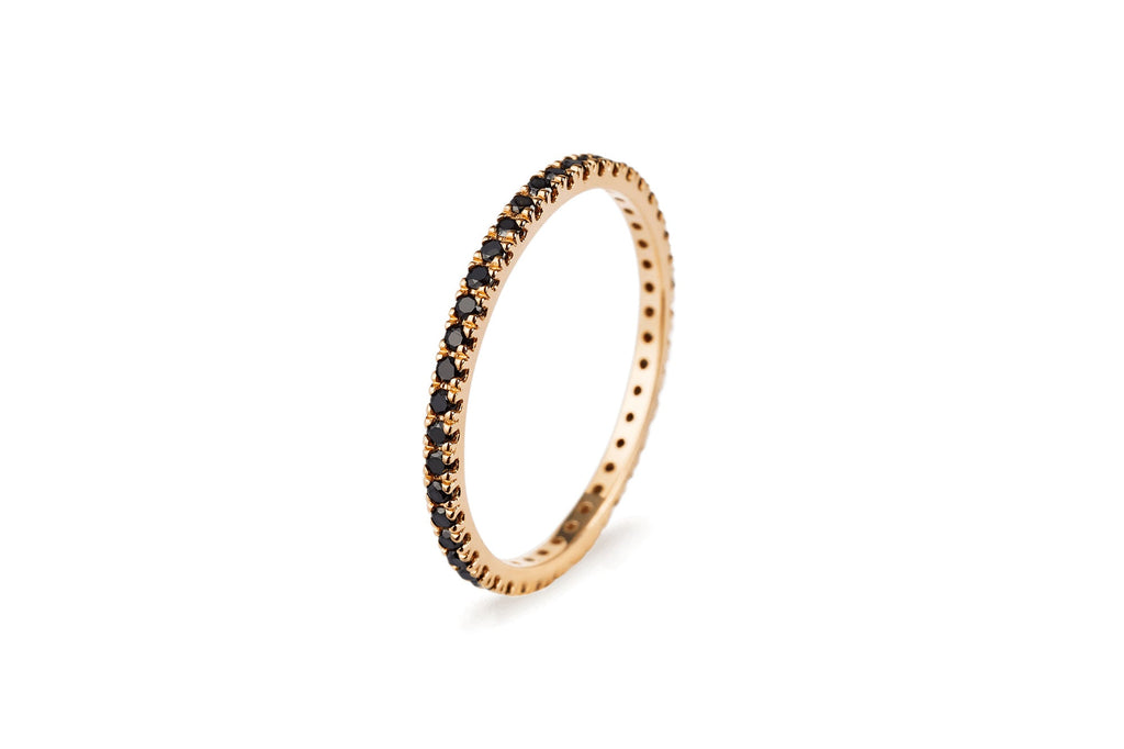 https://ik.imagekit.io/fzkghjurk1l/resize-external/https://storage.googleapis.com/shop_images/Akind/AKIND_AllianceBlackDiamondRIng_YG_Studio.png?tr=w-2000,h-2000,c-at_max,f-jpg,bg-white